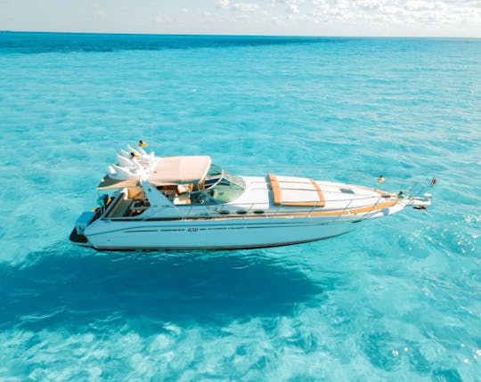 Offre de dernière minute ! Yacht Sea Ray de 43 pieds à louer à Cancun, au Mexique.