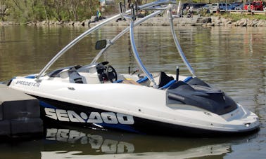 Seadoo Speedster - Wakeboard, Tubing, Performance na água em Ontário