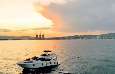1 Hour Private Sunset tour over Barcelona in Motor Yacht up to 11 people with drinks & nibbles
