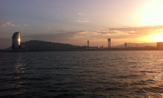 1 Hour Private Sunset Barcelona. Motor Yacht up to 11 pax with drinks & nibbles