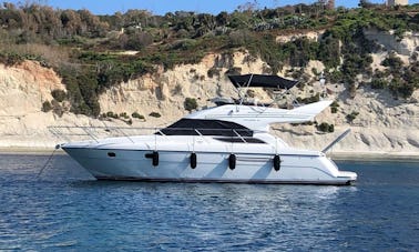 Iate a motor Princess 40 Flybridge para alugar em Ta' Xbiex, Malta