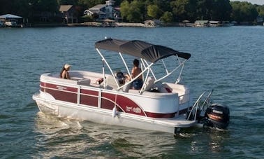 2022 Suncatcher Pontoon for Rent on Lake Norman, Wylie, and Mountain Island! 