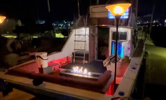 30’ Party Boat in Marina del Rey