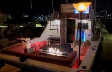 30’ Party Boat in Marina del Rey