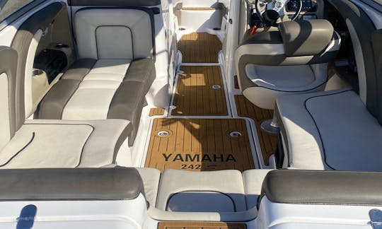 Yamaha 242 Limited S Bowrider Rental in Renton, Washington