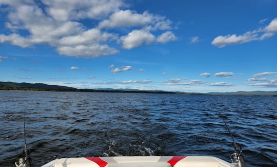 STINGRAY 185LS SUR LE GRAND LAC SACANDAGA, LE LAC INDIAN, LE LAC SARATOGA ET PLUS