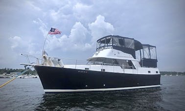 Mainship 40ft Yacht with Captain in Newburyport