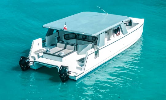 Beautiful and Spacious catamaran for 50 people in Cancún, Quintana Roo