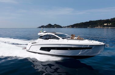 For Daily Rent Motor Yacht in Çeşme