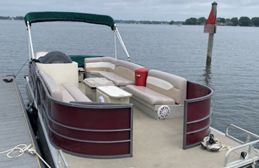 LKN Captained Party Pontoon (8 People)