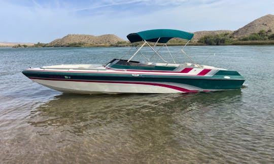 23ft Essex speed boat, 55 mph max, not fits 9 persons