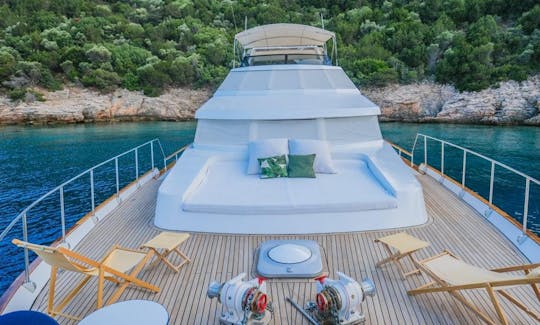 Aston Doa 27 Motor Yacht for Charter in Mugla, Turkey