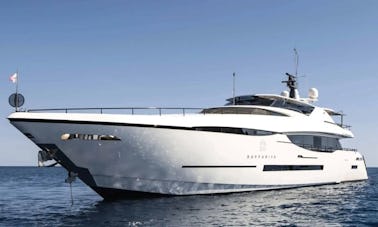 Luxury 125 ft Superyacht Charter in Dubai Marina – VIP Experience for 20 Guests