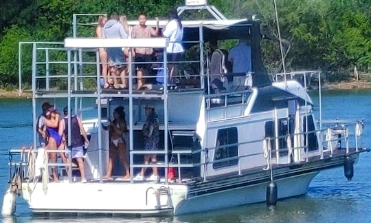 Stranger Danger Luxary Party Boat on Lewisville