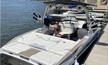 2022 Supreme ZS232 Surf/Wake boat with captain
