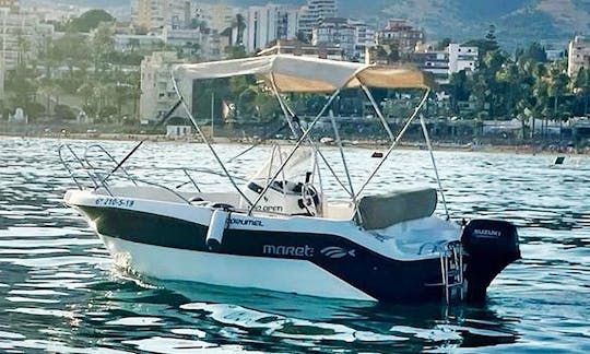 Alugue este barco sem licença Mareti 450 Open Boat para alugar em Benalmádena!