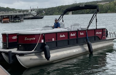 Luxury Pontoon Party Boat on Lake Austin w Captain