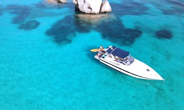 Power boat (Pershing 33S) in Palau