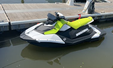 Jet Ski Sea Doo pour 2 à 3 pilotes pour 150$ l'heure à Washington, D.C. ! 