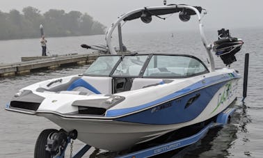  Wake Surf Lessons on Lake Washington, see South Lake Union at sunset!