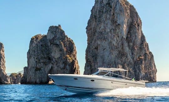 Itama 38 to rent in Capri