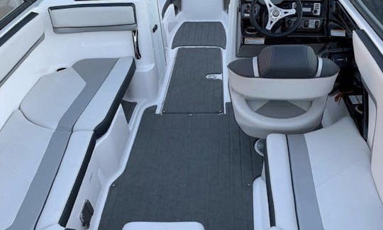 Barco de wakeboard Yamaha 212x em West Jordan, Utah