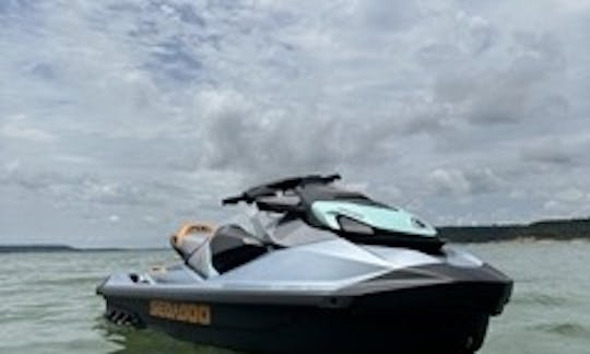 Jet-ski SEA-DOO GT1 170 pour 3 personnes sur le lac Belton