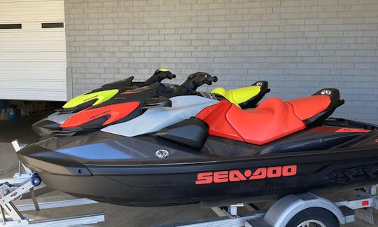 Lake Wateree Jet Ski Fun in the Sun!!! 2024 Sea Doo with Bluetooth Speakers!!!!