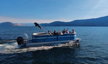 Pontón Crest de 22 pies en alquiler en Okanagan