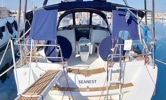 Sailboat Sun Odyssey 42i in Alimos, Greece!