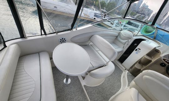 Location de yacht à moteur 27' Maxum 2400 à Chicago