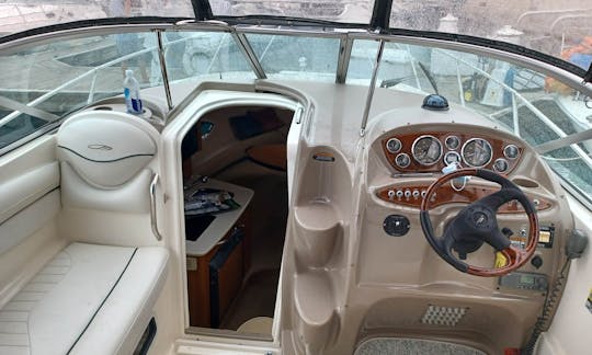 Location de yacht à moteur 27' Maxum 2400 à Chicago