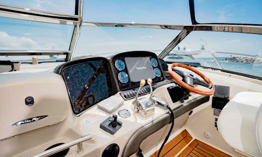 Book Now! All-Inclusive Sea Ray 40 Ft Yacht in Playa del Carmen, Mexico.