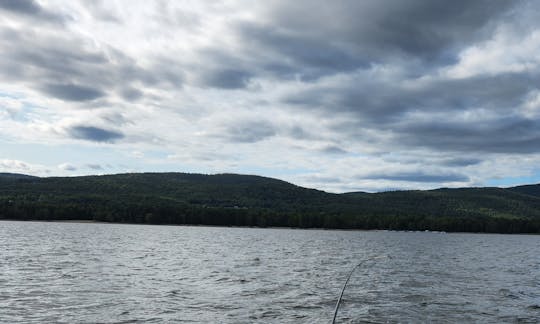 STINGRAY 185LS SUR LE GRAND LAC SACANDAGA, LE LAC INDIAN, LE LAC SARATOGA ET PLUS