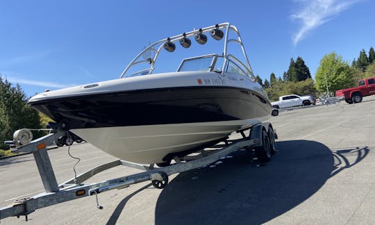 23' Yamaha Bowrider Rental in Renton, Washington