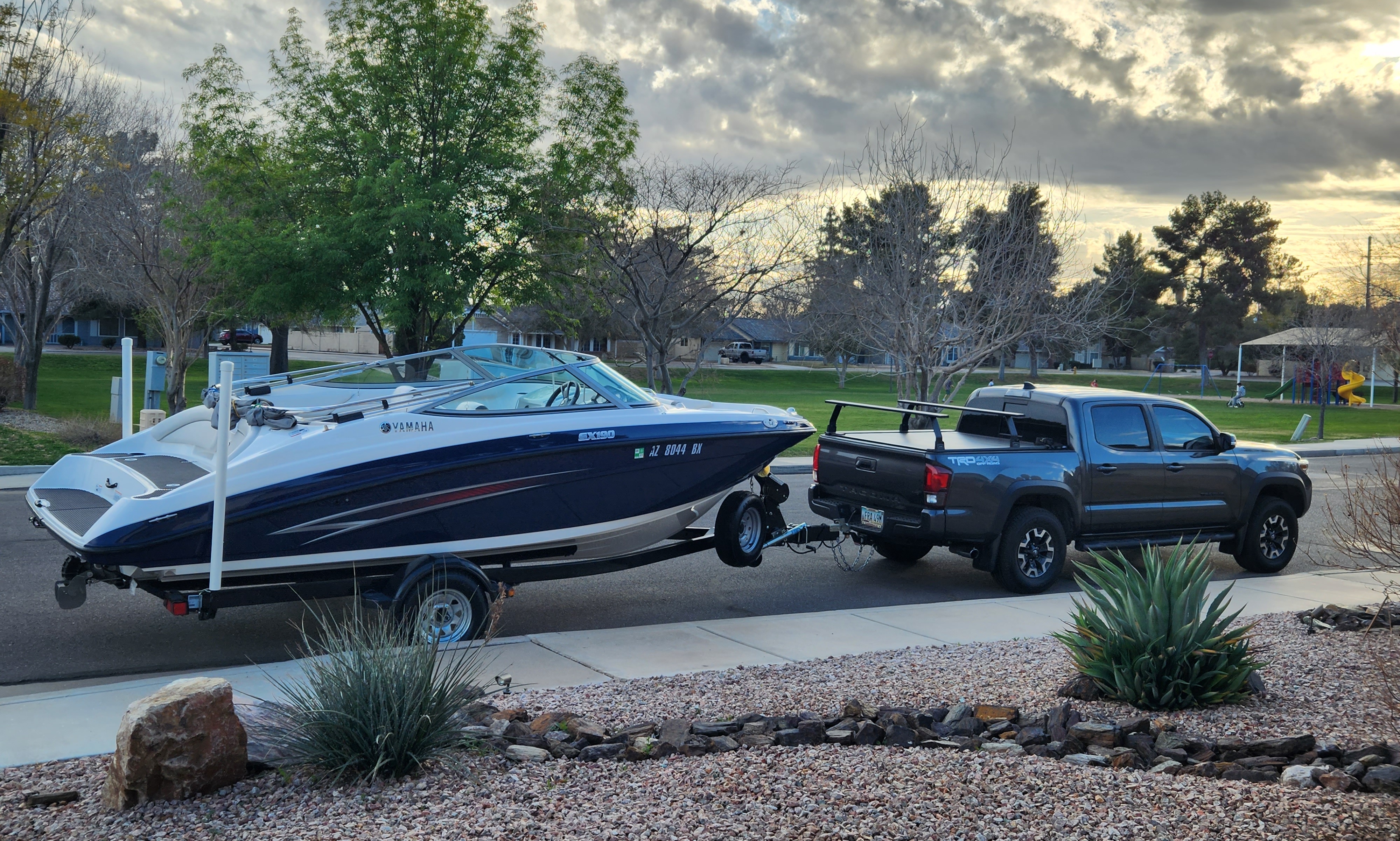 Yamaha SX190 Jet Boat for Rent at Canyon Lake, Arizona