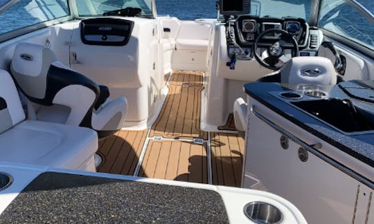 28ft Luxury Chaparral Boat on Lake Minnetonka, Minnesota