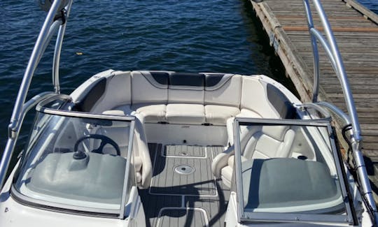 23' Yamaha Bowrider Rental in Renton, Washington