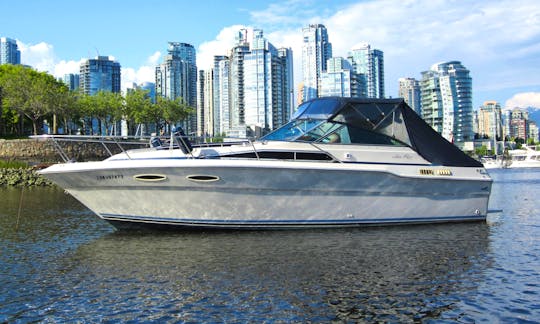 30ft Sea Ray Sundancer Yacht Tour in Vancouver, British Columbia