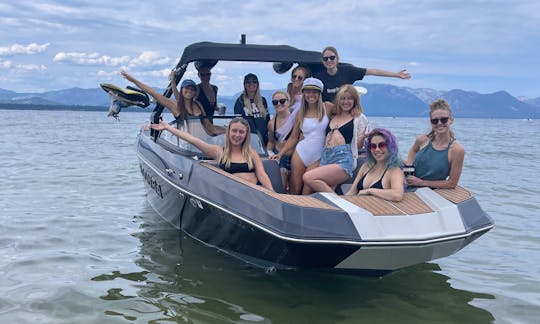 Brandnew 24' Wakeboat for rent in South Lake Tahoe