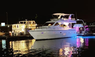 40ft Motor Yacht Charter in Abu Dhabi