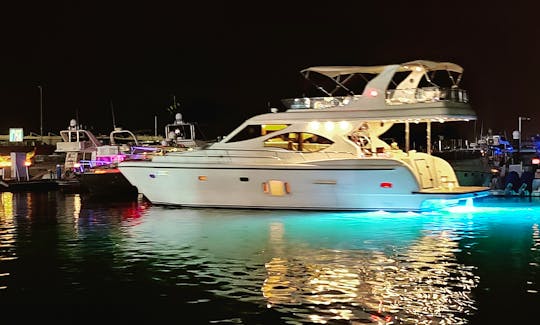 40ft Motor Yacht Charter in Abu Dhabi