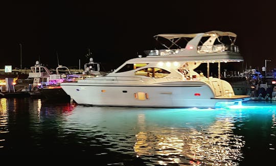 40ft Motor Yacht Charter in Abu Dhabi