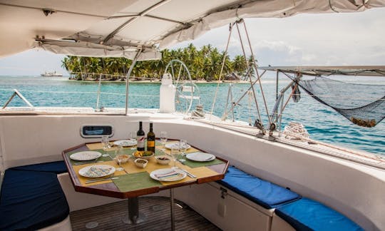 Nautitech 43 Cruising Catamaran Rental in San Blas Islands, Panama