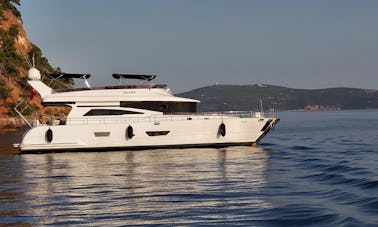 Rental Yacht in İstanbul Bosphorus Tour