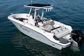 $150 hr | 7 ppl | Center Console Boat