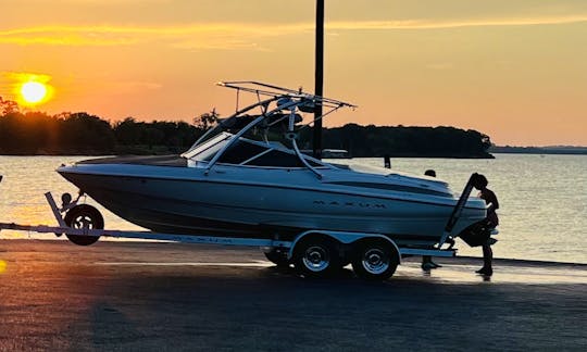 21ft Maxum Wakeboat With Captain In Fort Worth