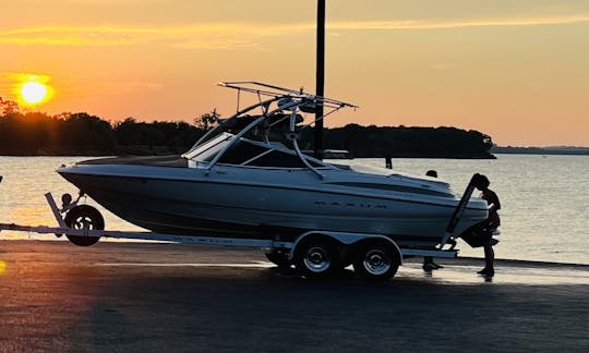 21ft Maxum Wakeboat With Captain In Fort Worth