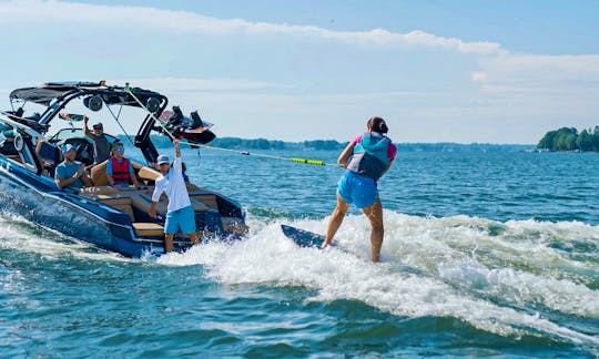 Learn to surf, wakeboard, cruise or anchor up at Lake Norman's best spots!