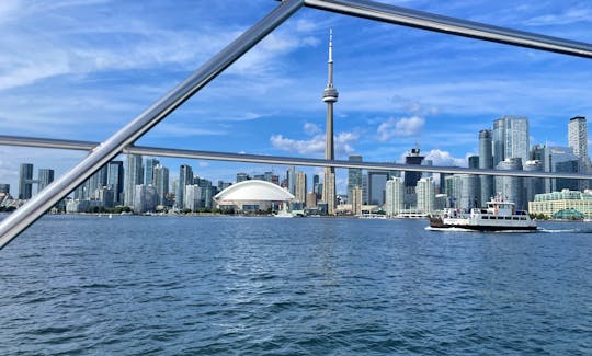 Enjoy the Toronto Skyline from the water!